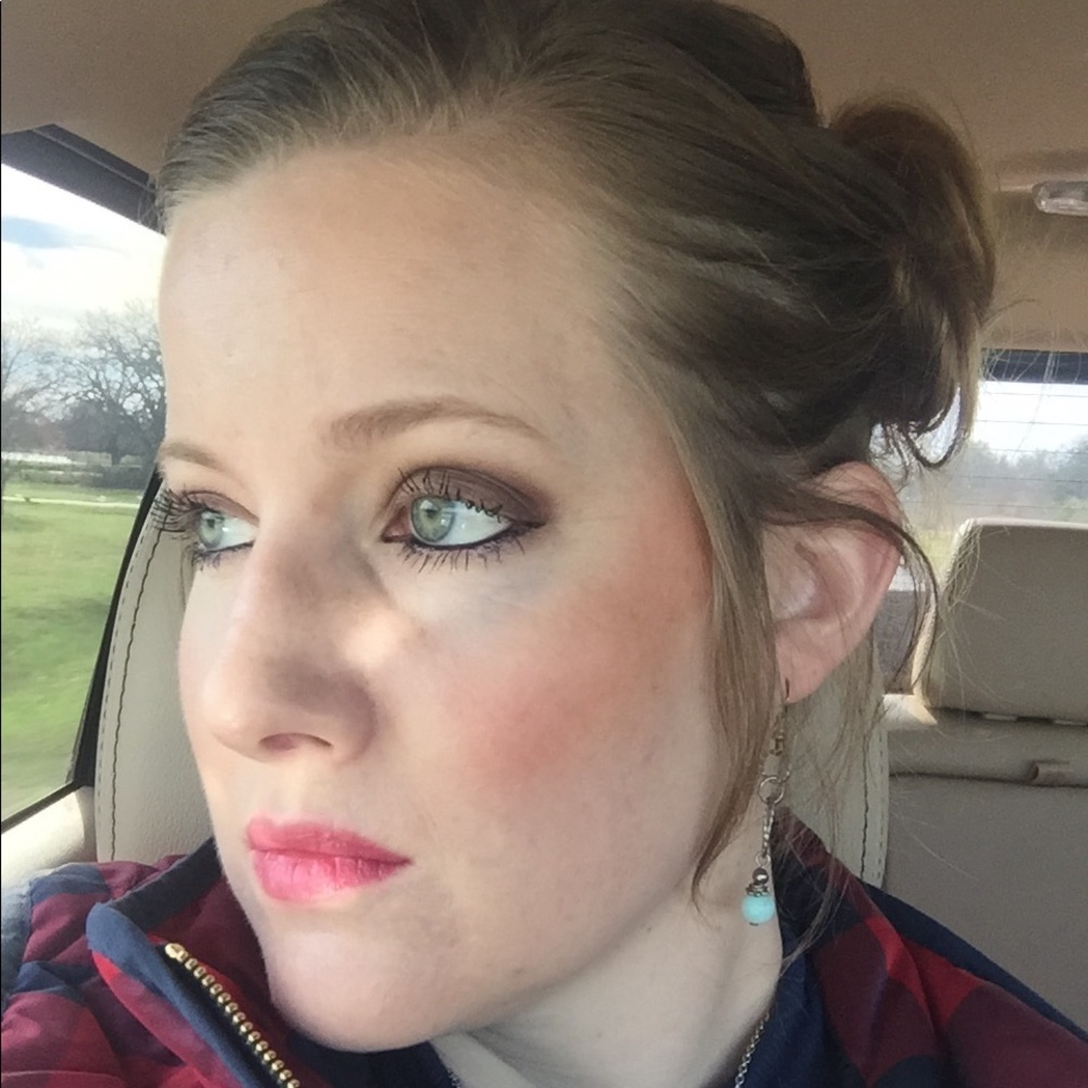 Meet your Posher, Amy
